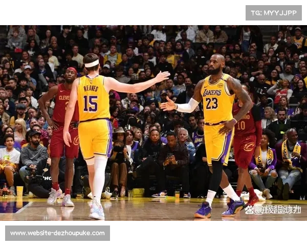 湖人季前赛主场不敌国王遭罚球绝杀 球队状态持续低迷急需调整 湖人季前赛主场不敌国王遭罚球绝杀 球队状态持续低迷急需调整