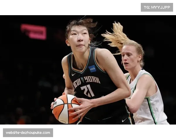 WNBA常规赛:自由人100-82逆转火焰完成复仇,韩旭7分钟贡献3分2篮板2助攻